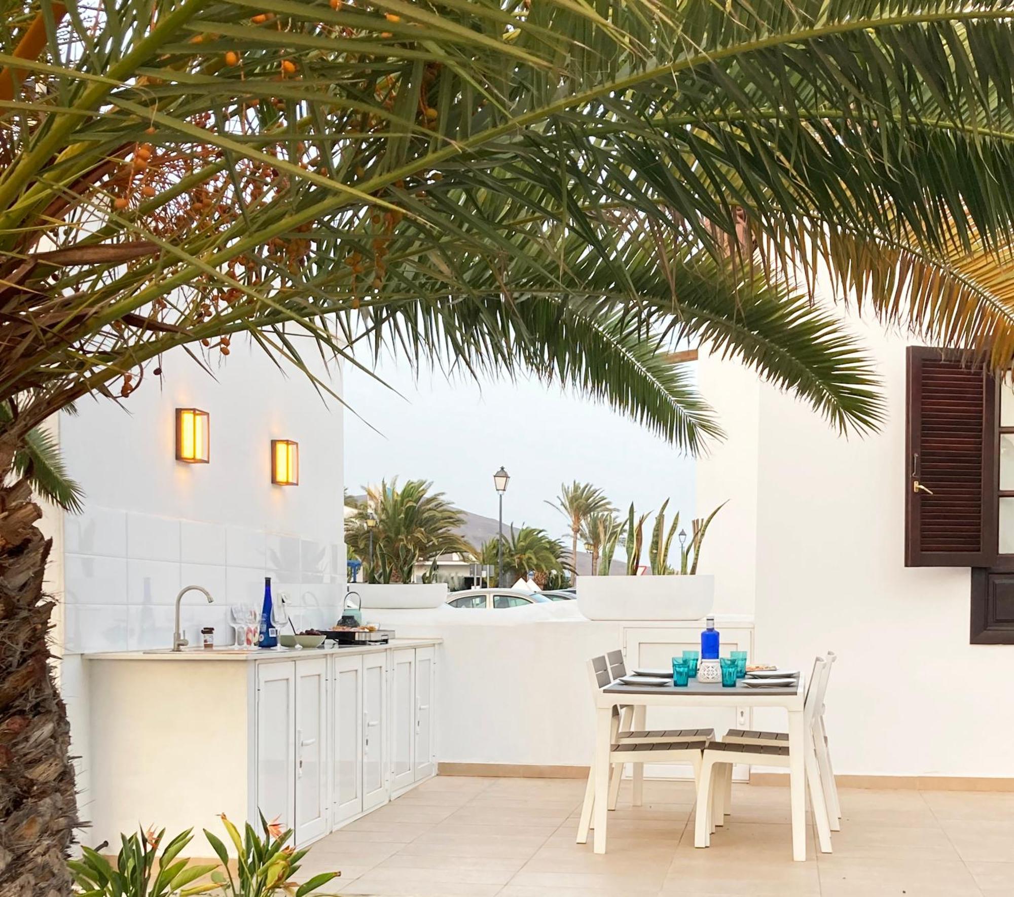 Lovely Casa Felicidad, Swimming Pool, Wifi X Private Garden Playa Blanca  Kültér fotó